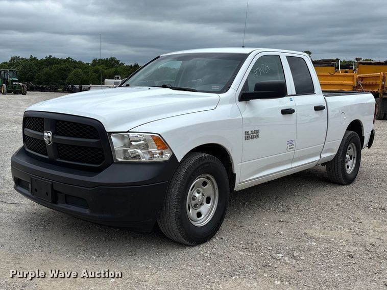 2017 RAM 1500 Ext. Cab Pickup Truck - photo 1