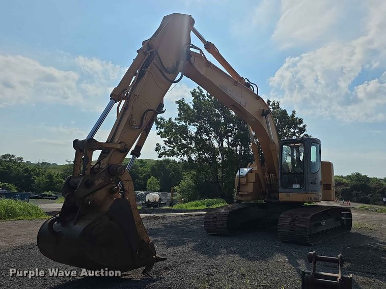 2004 Case CX225SR Excavator - photo 1