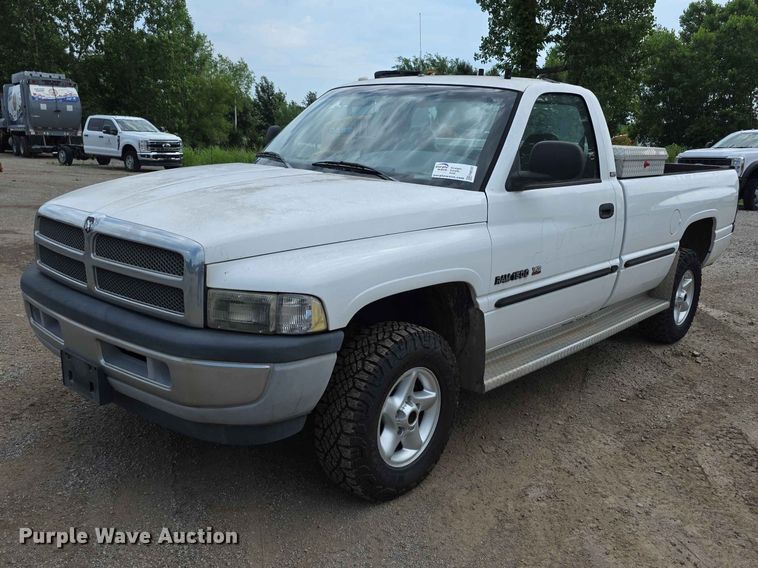 1999 Dodge Ram 1500 Pickup Truck - photo 1