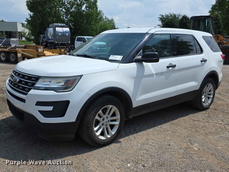 2016 Ford Explorer SUV - photo 1