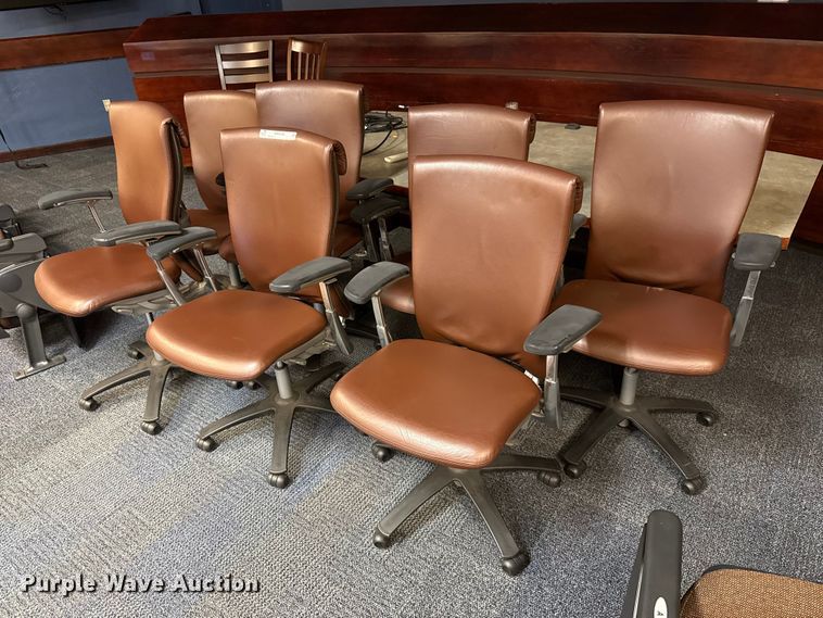 Office Furniture - photo 1