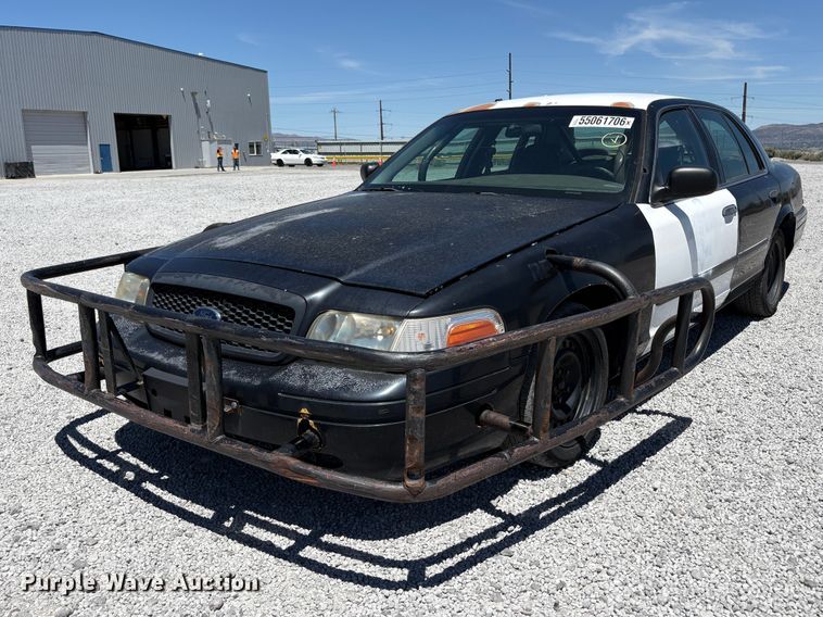 2001 Ford Crown Victoria Police Interceptor - photo 1