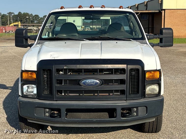 2008 Ford F350 Super Duty - photo 2