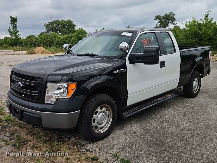 2013 Ford F150 Ext. Cab Pickup Truck