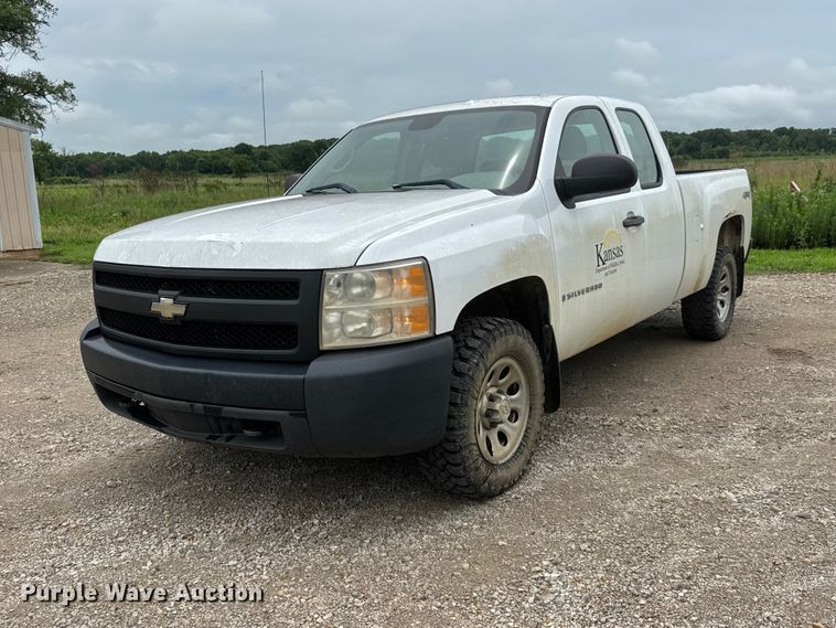 2008 Chevrolet Silverado 1500 Ext. Cab Pickup Truck