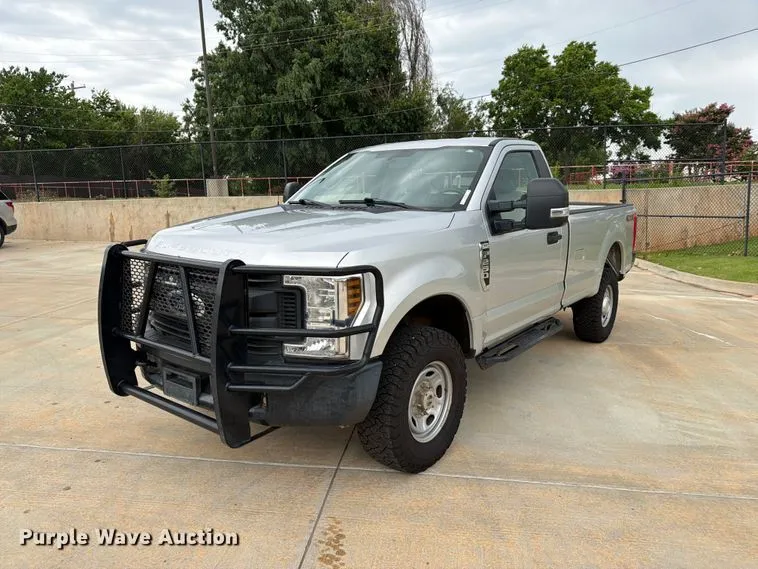 2018 Ford F250 Super Duty Pickup Truck