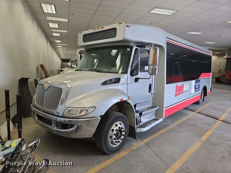2014 IC Eldorado Shuttle Bus