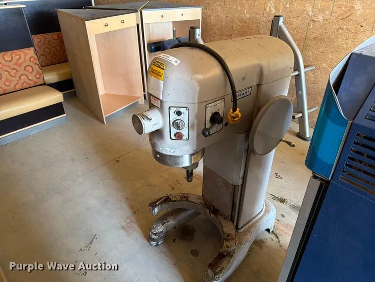 Hobart L-800 Mixer
