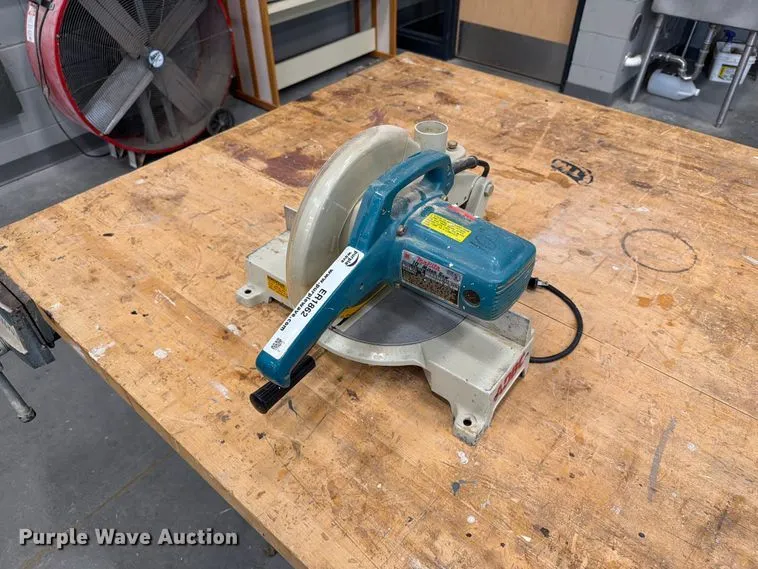 Makita LS1030 Miter Saw