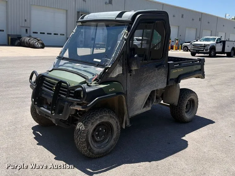 2016 John Deere 625i XUV Gator Utility Vehicle
