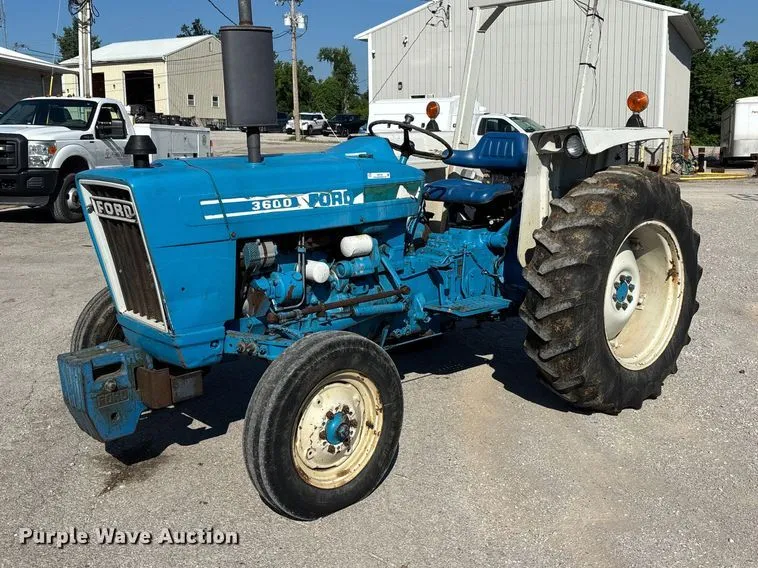 Ford 3600 Tractor