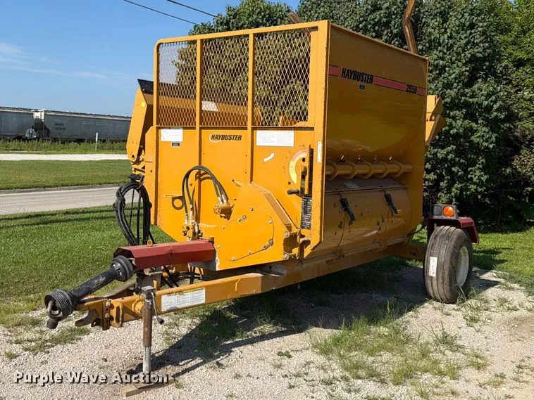 DuraTech HayBuster 2650 Bale Processor