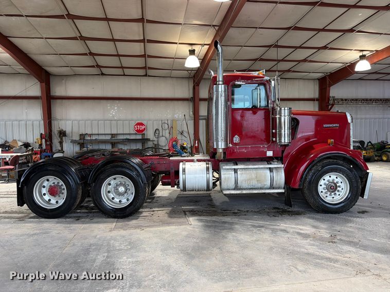 1995 Kenworth W900 Semi Truck - photo 4