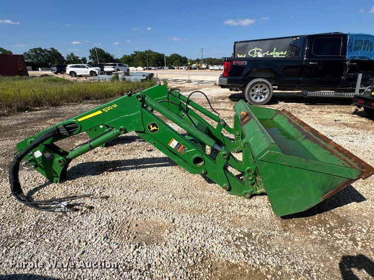 2022 John Deere 520M Loader - photo 4