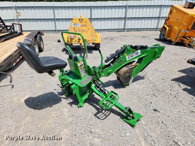 2022 John Deere 260B Backhoe Attachment - photo 4