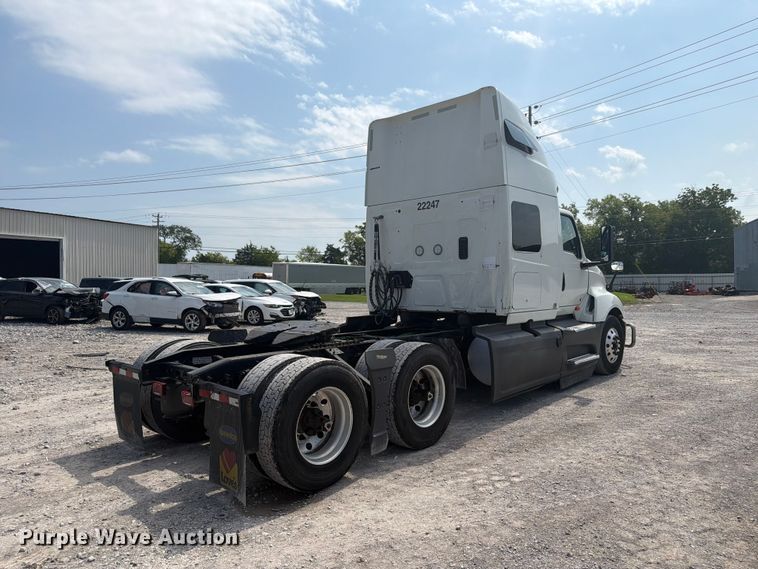 2022 International LT625 Semi Truck - photo 5