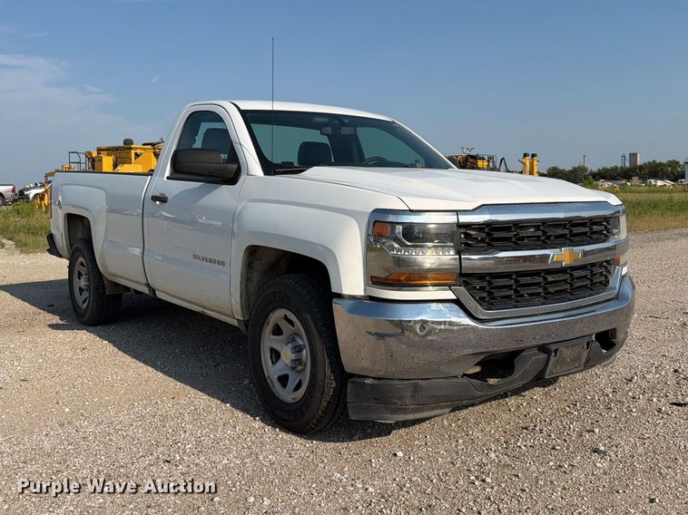 2016 Chevrolet Silverado 1500 Pickup Truck - photo 3