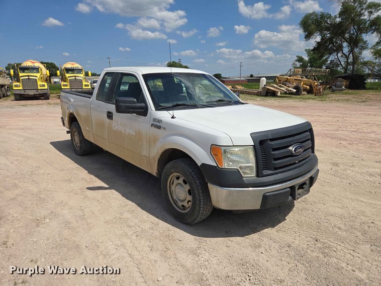 2012 Ford F150 Ext. Cab Pickup Truck - photo 3