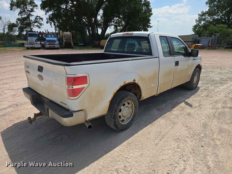 2012 Ford F150 Ext. Cab Pickup Truck - photo 5