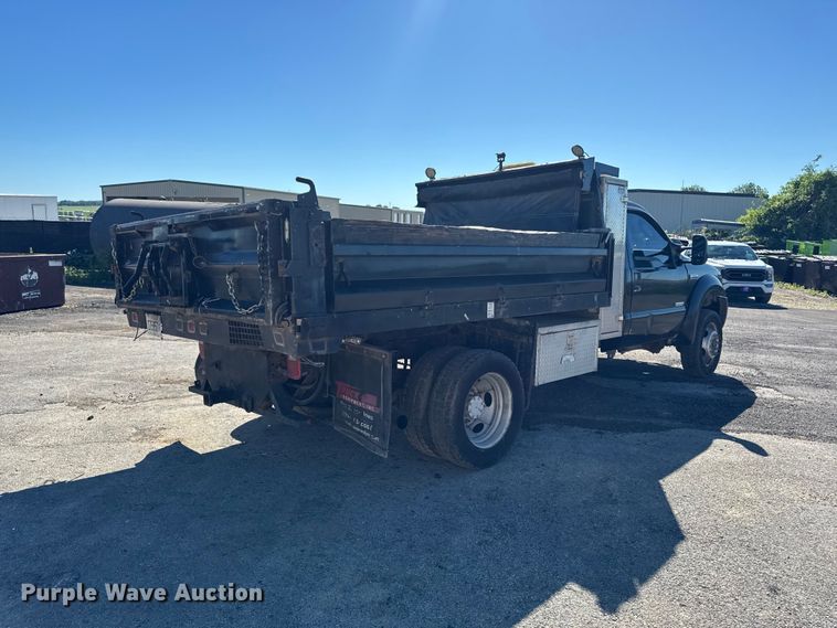 2007 Ford F550 Super Duty Dump Truck - photo 5