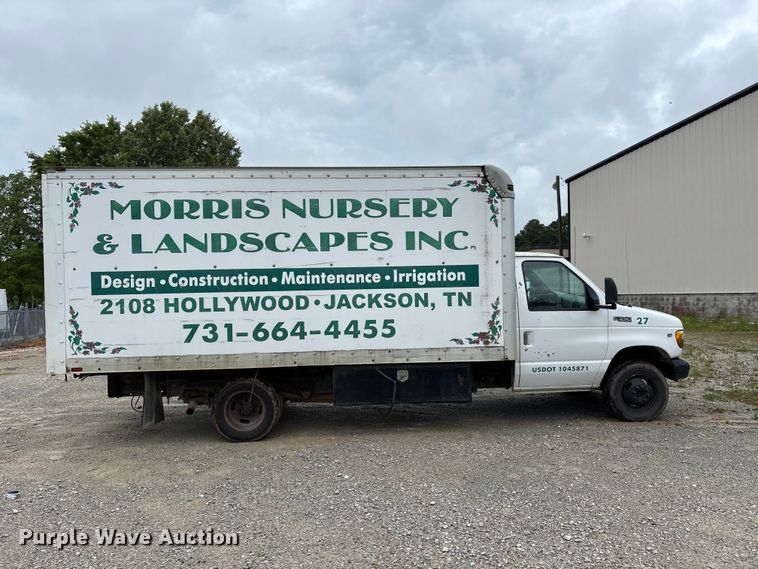 1999 Ford E350 Box Truck - photo 4
