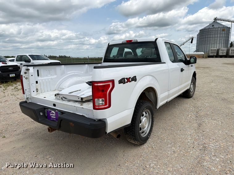 2016 Ford F150 Ext. Cab Pickup Truck - photo 5