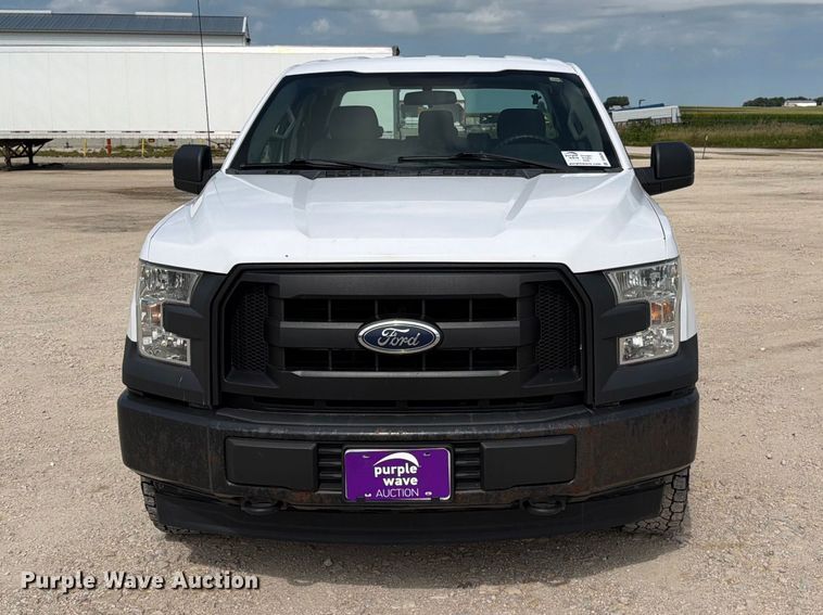 2017 Ford F150 Ext. Cab Pickup Truck - photo 2