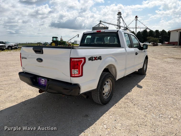 2017 Ford F150 Ext. Cab Pickup Truck - photo 5