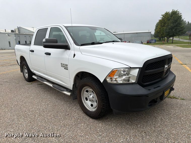 2019 RAM 1500 Crew Cab Pickup Truck - photo 3