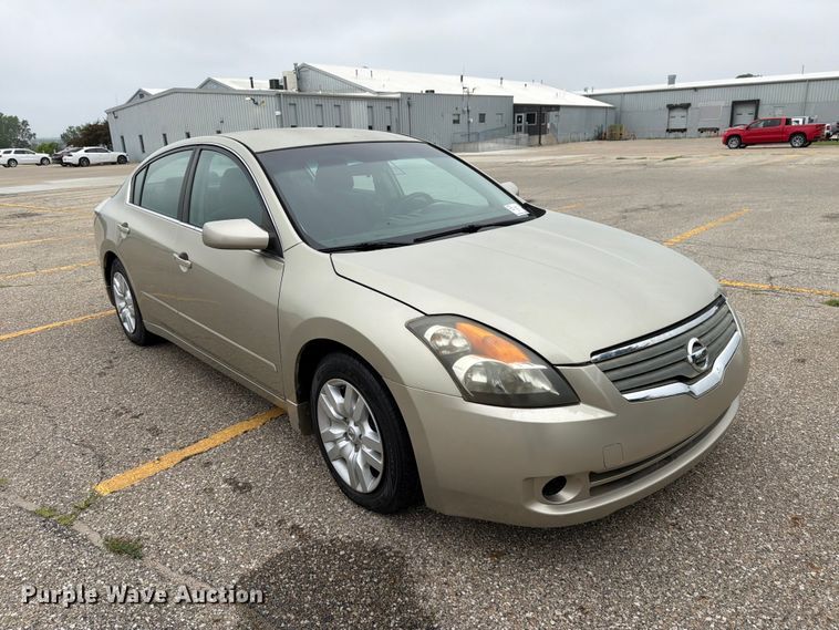 2009 Nissan Altima - photo 3