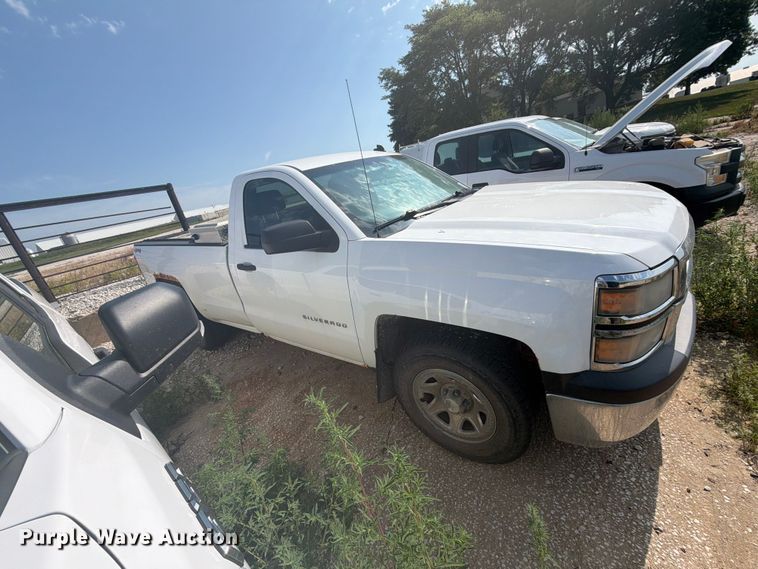 2014 Chevrolet Silverado 1500 Pickup Truck - photo 4