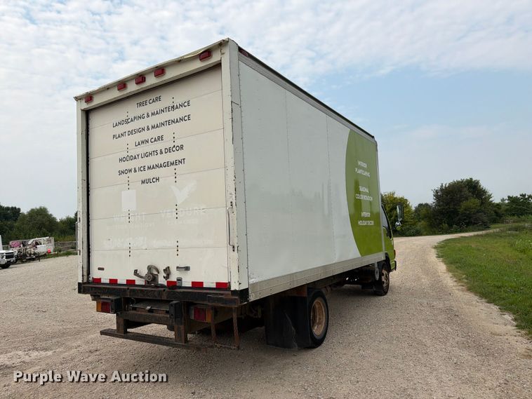 2002 Isuzu NPR Box Truck - photo 5