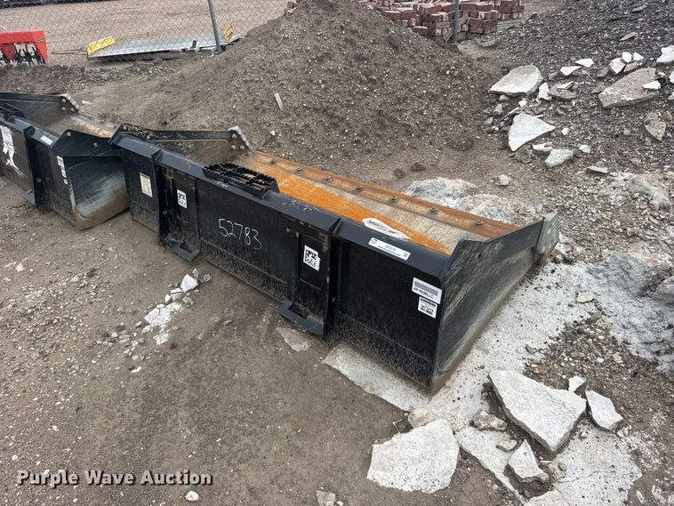 Land Pride Skid Steer Bucket - photo 3