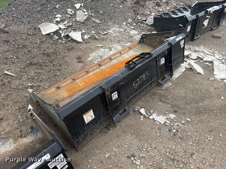 Land Pride Skid Steer Bucket - photo 5
