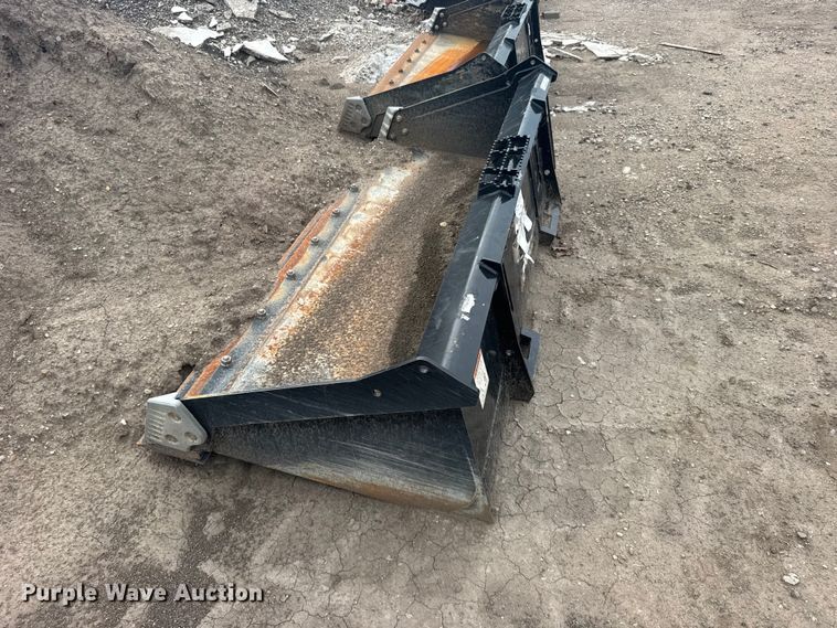 Land Pride AP-HD80LLC Skid Steer Bucket - photo 4