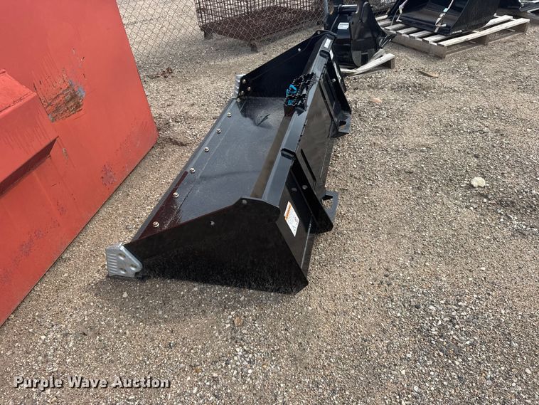 Skid Steer Bucket - photo 4
