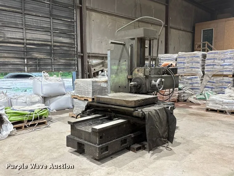 1979 Shibaura BZ-8 Horizontal Boring Mill