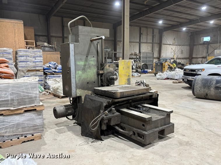 1979 Shibaura BZ-8 Horizontal Boring Mill - photo 3