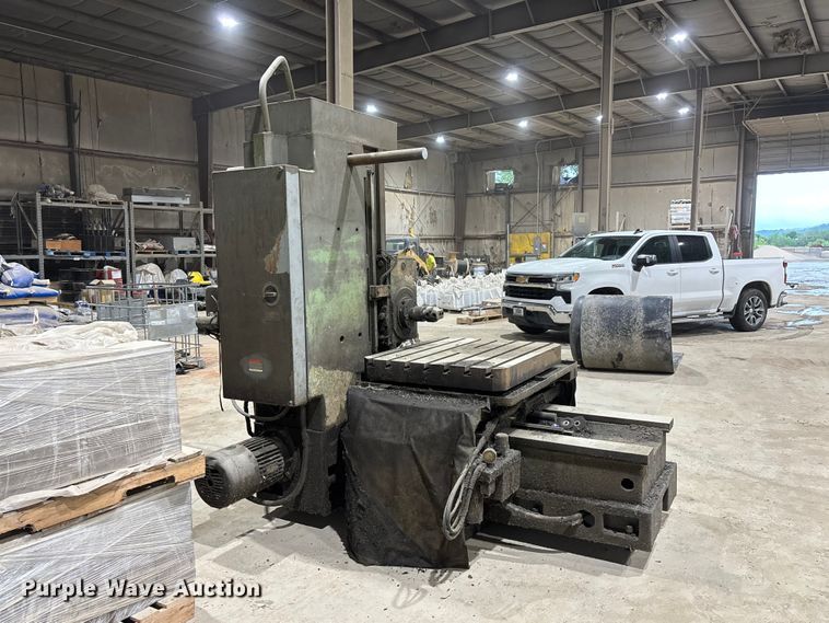 1979 Shibaura BZ-8 Horizontal Boring Mill - photo 4