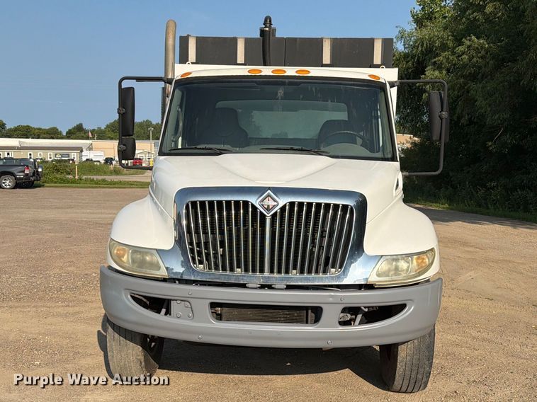 2009 International DuraStar 4300 Sewer Jetter Truck - photo 2