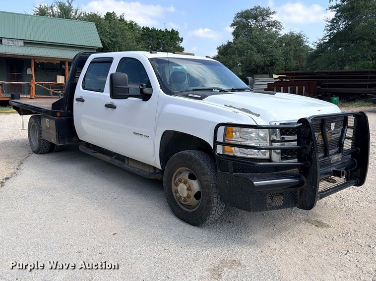 2012 Chevrolet Silverado 3500HD Crew Cab Pickup Truck - photo 3