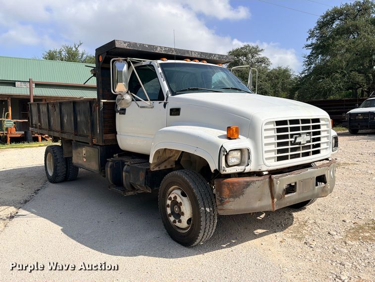 2002 Chevrolet C6500 Dump Flatbed Truck - photo 3
