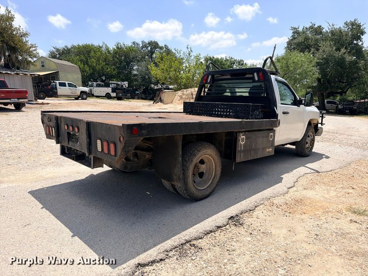 2008 Chevrolet Silverado 3500HD Flatbed Pickup Truck - photo 5