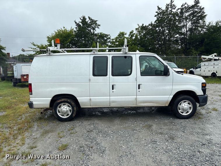 2014 Ford E150 Utility Van - photo 4