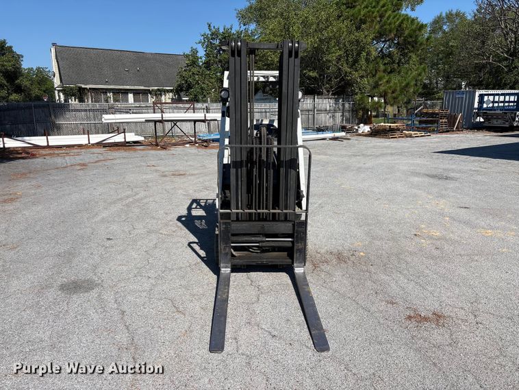 2018 UniCarriers CFS40 Forklift - photo 2