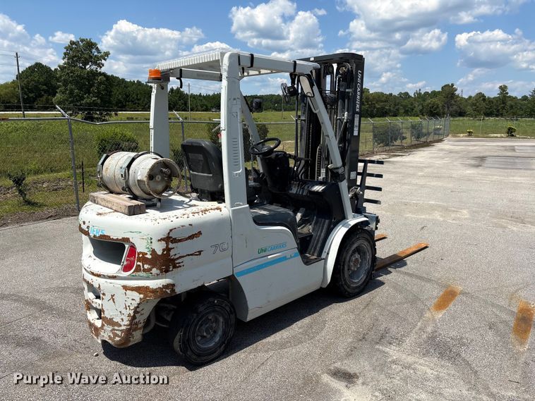 2016 UniCarriers PF70 Forklift - photo 5