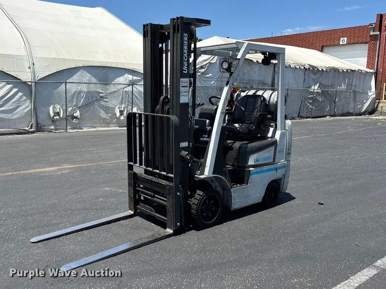 2017 UniCarriers CFS40 Forklift