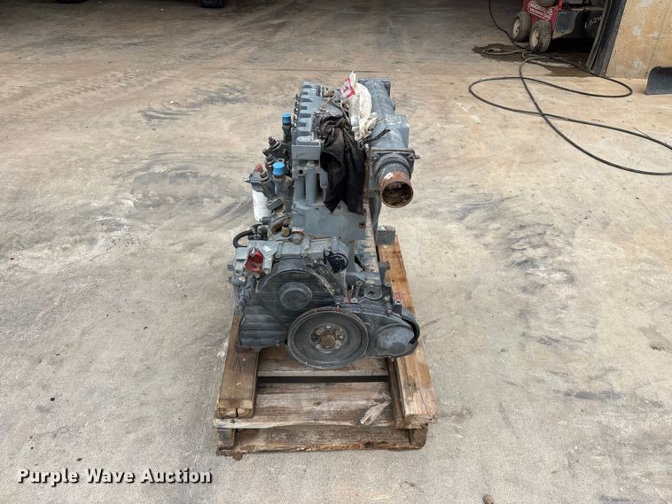 2004 Deutz F 4M 2011 Engine - photo 2