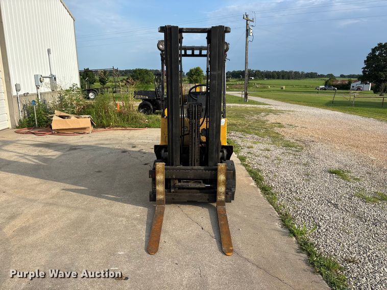 1984 Yale GLC050RCJUAE083 Forklift - photo 2