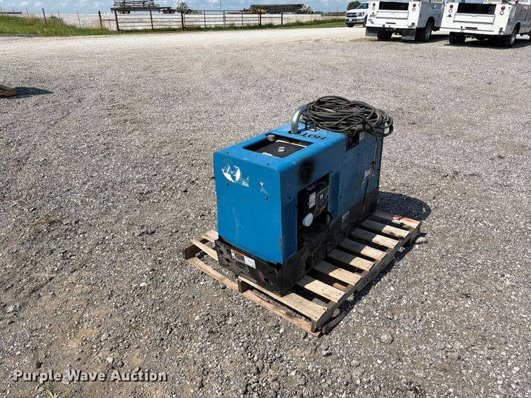 Miller Bobcat 225 Welder/Generator - photo 5